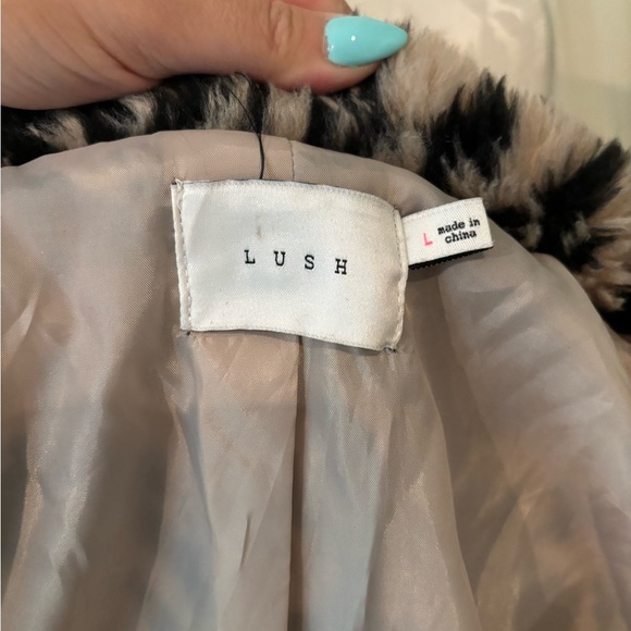 Animal Print Coat - Picture 9 of 13